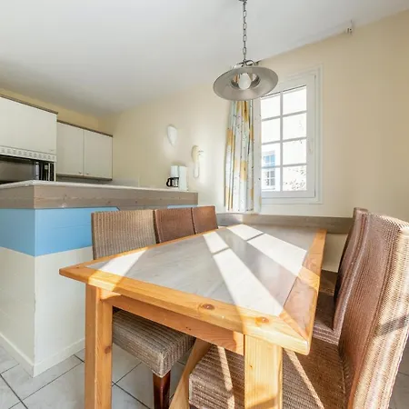 Maison De 2 Chambres Avec Terrasse Amenagee Et Wifi A Mahon Plage * فورت ماهون بلاج